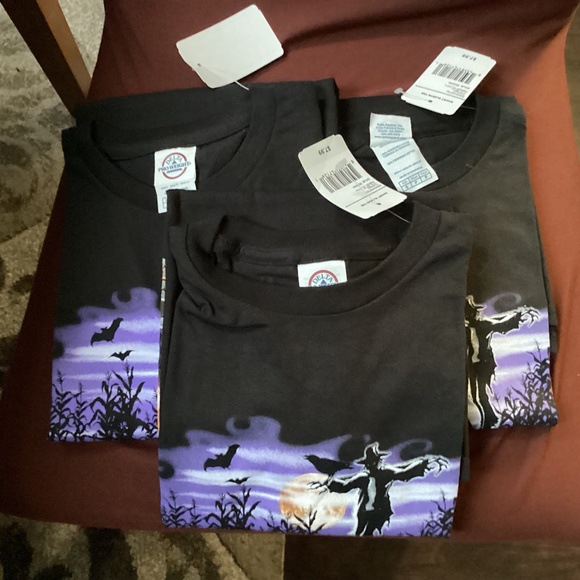 Halloween Short Sleeve Tee Bundle Black Size Small New with tag - Picture 1 of 8